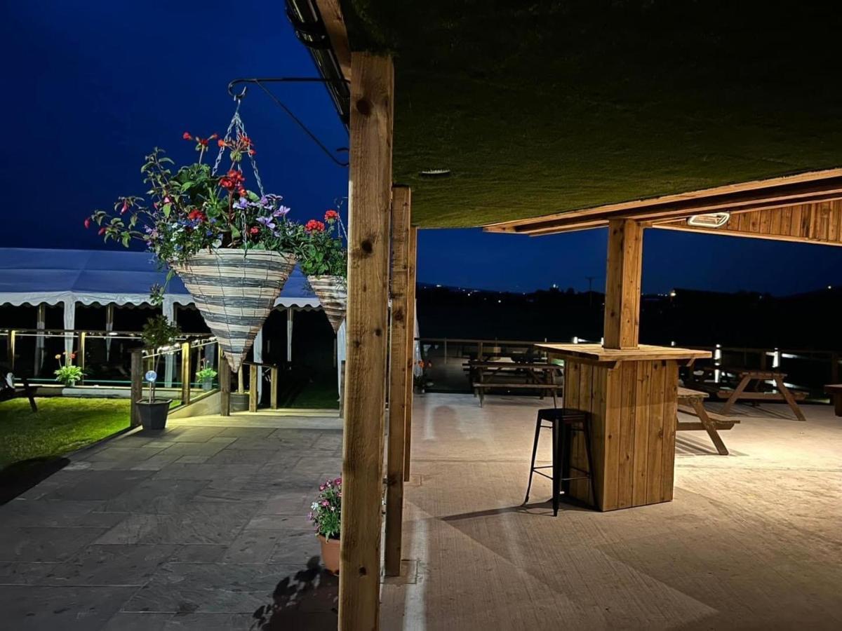 The Hinds Head Hotel Chorley  Εξωτερικό φωτογραφία